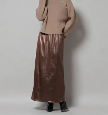 가죽 같은 샤이니 스커트 nano universe