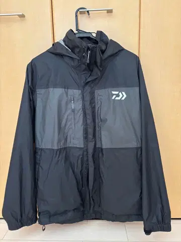 다이와 우비 L 사이즈 블랙/그레이