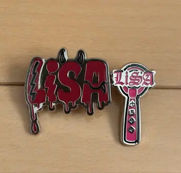LiSA 핀즈 패치워크 칵테일 핀 배지