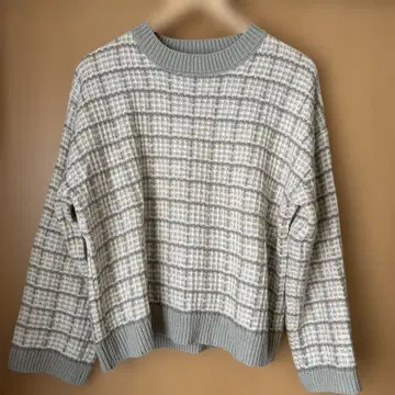 귀여운 체크 그레이 스웨터