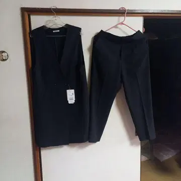 네이비 슬리브리스 자켓 팬츠 셋업