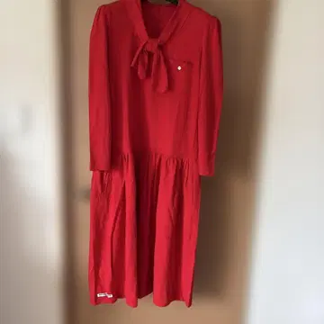 Mademoiselle NON NON 리본 포함 레드 원피스