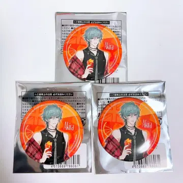 나이트로키라 HUB 콜라보 카페 캔뱃지 아키라 토가이누노 치