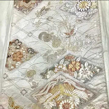 새상품급! 실버 계열 꽃무늬 나비 패턴 후쿠로 오비, 멋진 패턴입니다