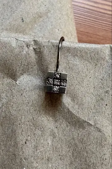 아가트 다이아 플라티나 귀걸이 한쪽