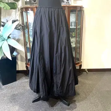 ETRE TOKYO 벌룬 볼륨 스커트