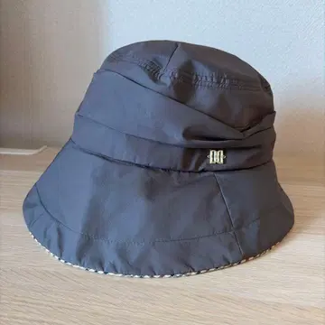 닥스 햇 그레이