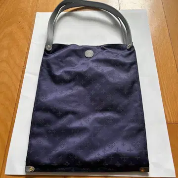 다크 퍼플 나일론 토트백