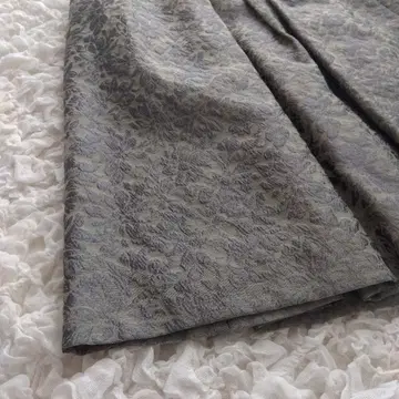 [ IENA ] 자카드 직조 꽃무늬 올 패턴 36 울 레이온