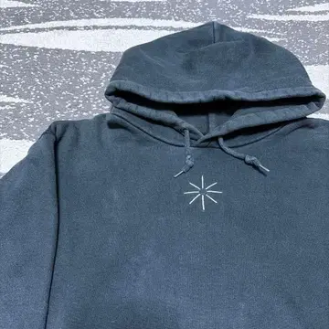 춤만 추는 나라 후드티