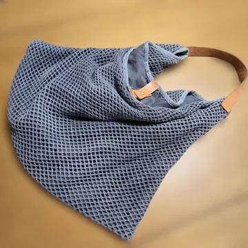 Ampersand 앰퍼샌드 그레이 메쉬 토트백 가죽 핸들