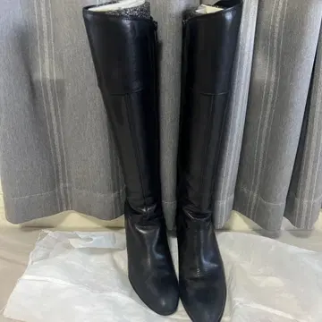 블랙 가죽 롱 부츠 버클 포함