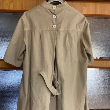 등 파임 레이어드 원피스 두꺼운 원단 베이지