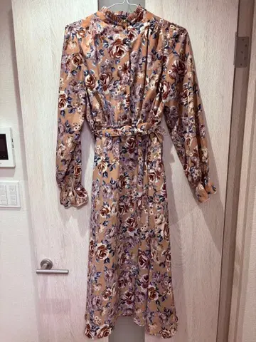 플로럴 프린트 긴팔 원피스