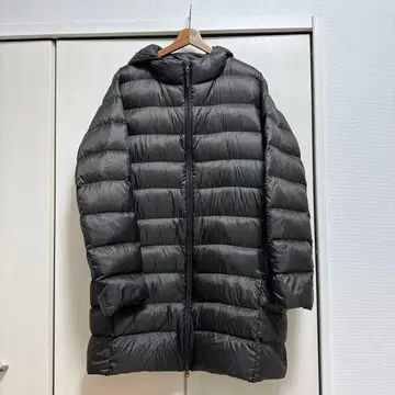 유니클로 울트라 라이트 다운 후디드 코트 브라운 XL