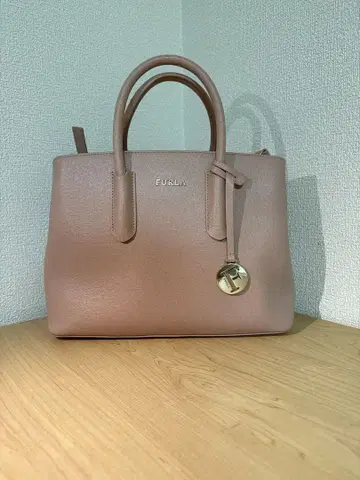 FURLA 핑크 가죽 핸드백 2way