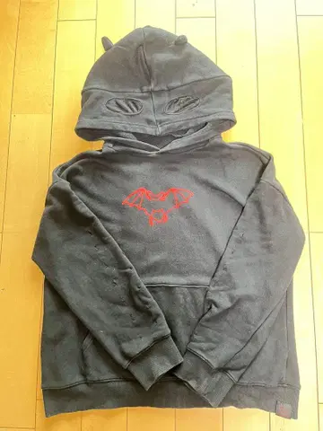 요네즈켄시 박쥐 후드티