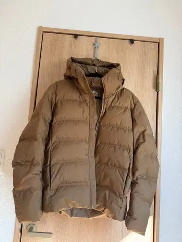 UNIQLO 다운 자켓 M 사이즈