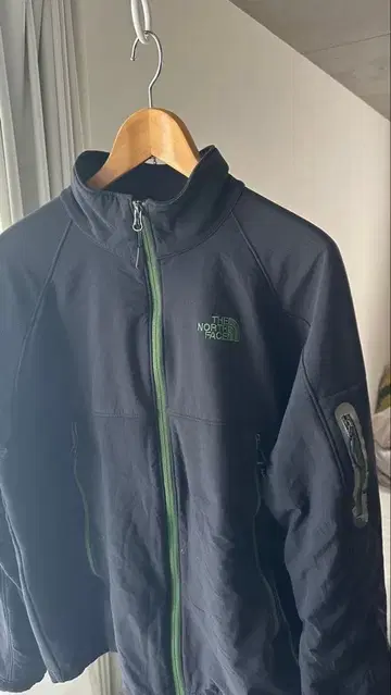 The North Face 블랙 자켓