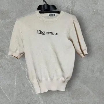 Elegance. 자수 반팔 니트 스웨터 크림색