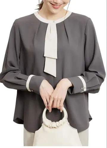 로페피크닉 보타이 블라우스 차콜 그레이