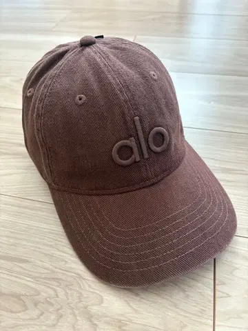 [택 포함 새상품] alo 캡 워시드 Off-Duty 캡