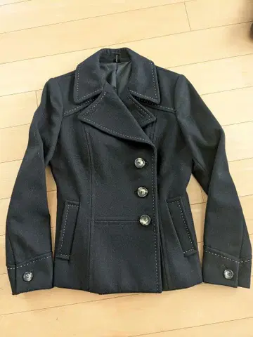 블랙 더블 브레스트 피 코트