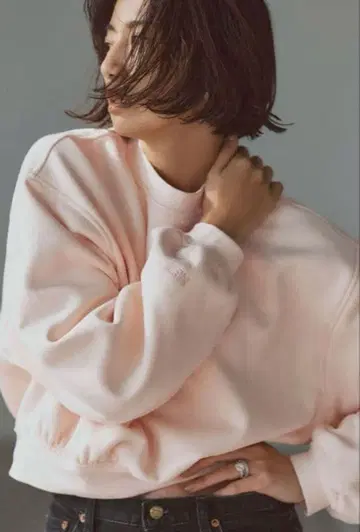 [새상품] N by NaVY 벌룬 숏 맨투맨 히가시하라 아키 forme