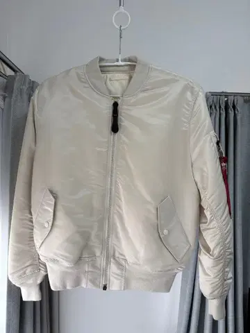 ALPHA MA-1 나일론 자켓 M 사이즈