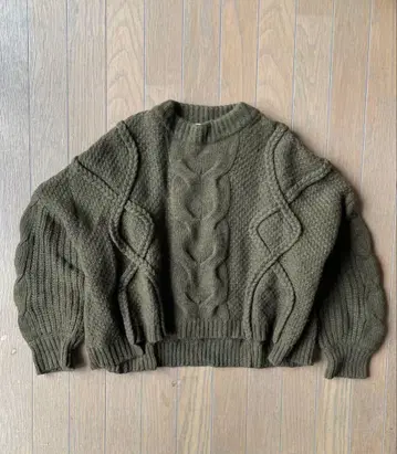 CLANE 올리브 케이블 니트 긴팔