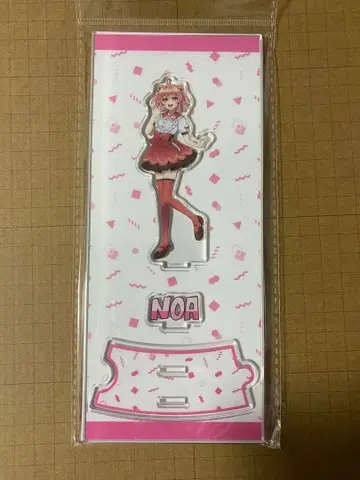 컬러풀 피치 전시회 아크릴 스탠드 노아 카라피치 뮤지엄