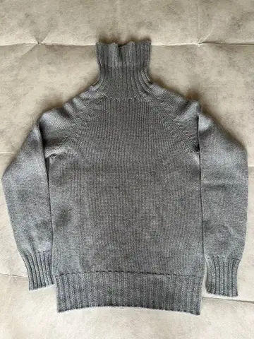 이번 시즌 eleven 2nd 일레븐 세컨드 야크 터틀넥 니트