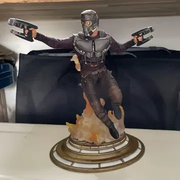 스타로드 피규어 박스 있음