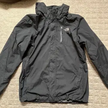 THE NORTH FACE HYVENT 마운틴 파카 블랙