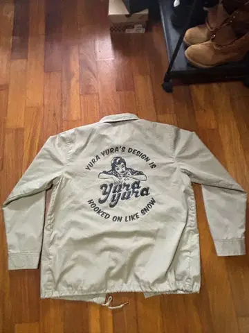 United Athle 베이지 나일론 자켓 T 사이즈