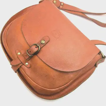 일비종떼 숄더백 미니백 주름 가죽 로고 엠보