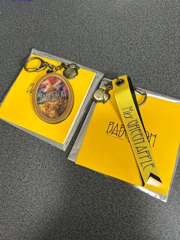 컬러풀 그래픽 키링