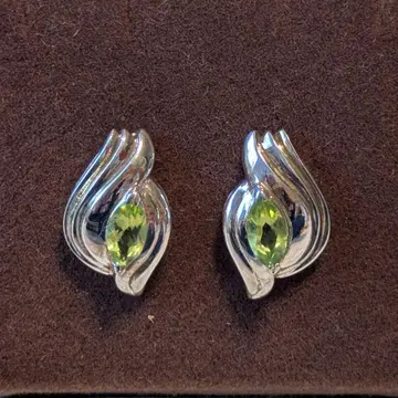 실버 그린 스톤 귀걸이