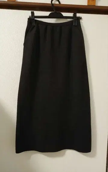 이에나 슈퍼 파인 스무스 니트 스커트 36