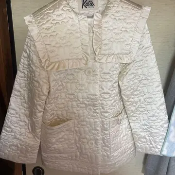 케이티 아이보리 퀼팅 자켓 코트