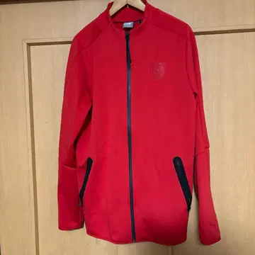 푸마 페라리 콜라보 자켓 XL