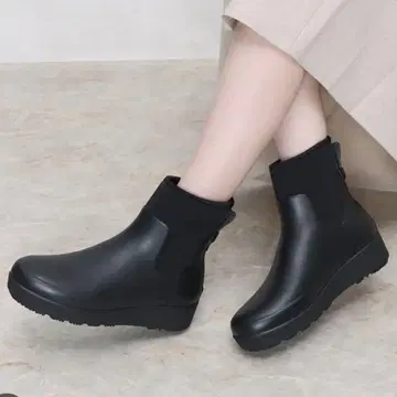 HUNTER 헌터 통굽 레인부츠 숏 기장