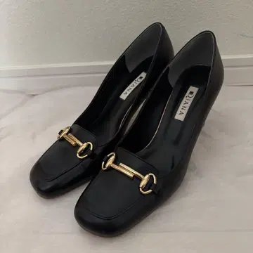 다이애나 비트 펌프스 블랙 24.5cm