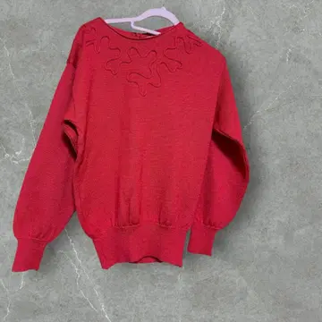 빨간색 니트 레트로 VOSGES 레드 니트 스웨터 벌룬 슬리브