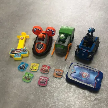 파우 패트롤 베이직 비클 3대 세트와 덤 포함