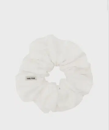 THETOE 화이트 스크런치