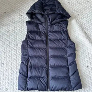 UNIQLO 유니클로 스트레치 다운 베스트 네이비 M