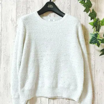 a.v.v 스팽글 라메 니트 스웨터 화이트 M 깔끔한