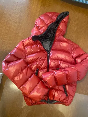 DOVELICA 후드 부착 다운 자켓 50 빨간색