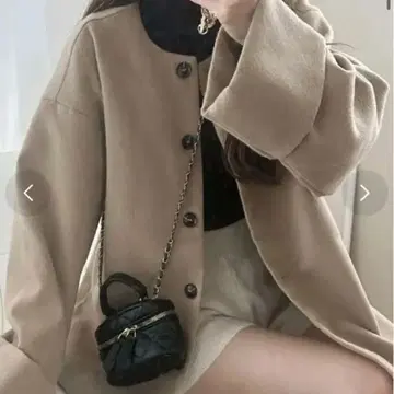 베이지 울 코트